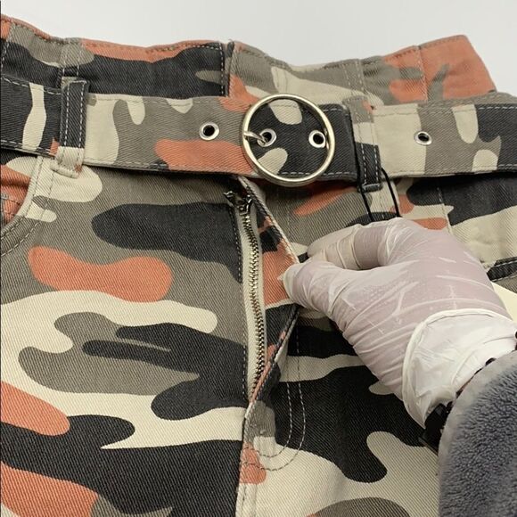 NWT BERSHKA Camo Print Skinny High Waist Jeans SIZE 4 - Picture 15 of 16